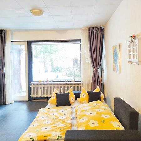 Ferienwohnung Schoene Wohnung 2D-Gebaeude Mit Mini-Garten Schönwalde Extérieur photo